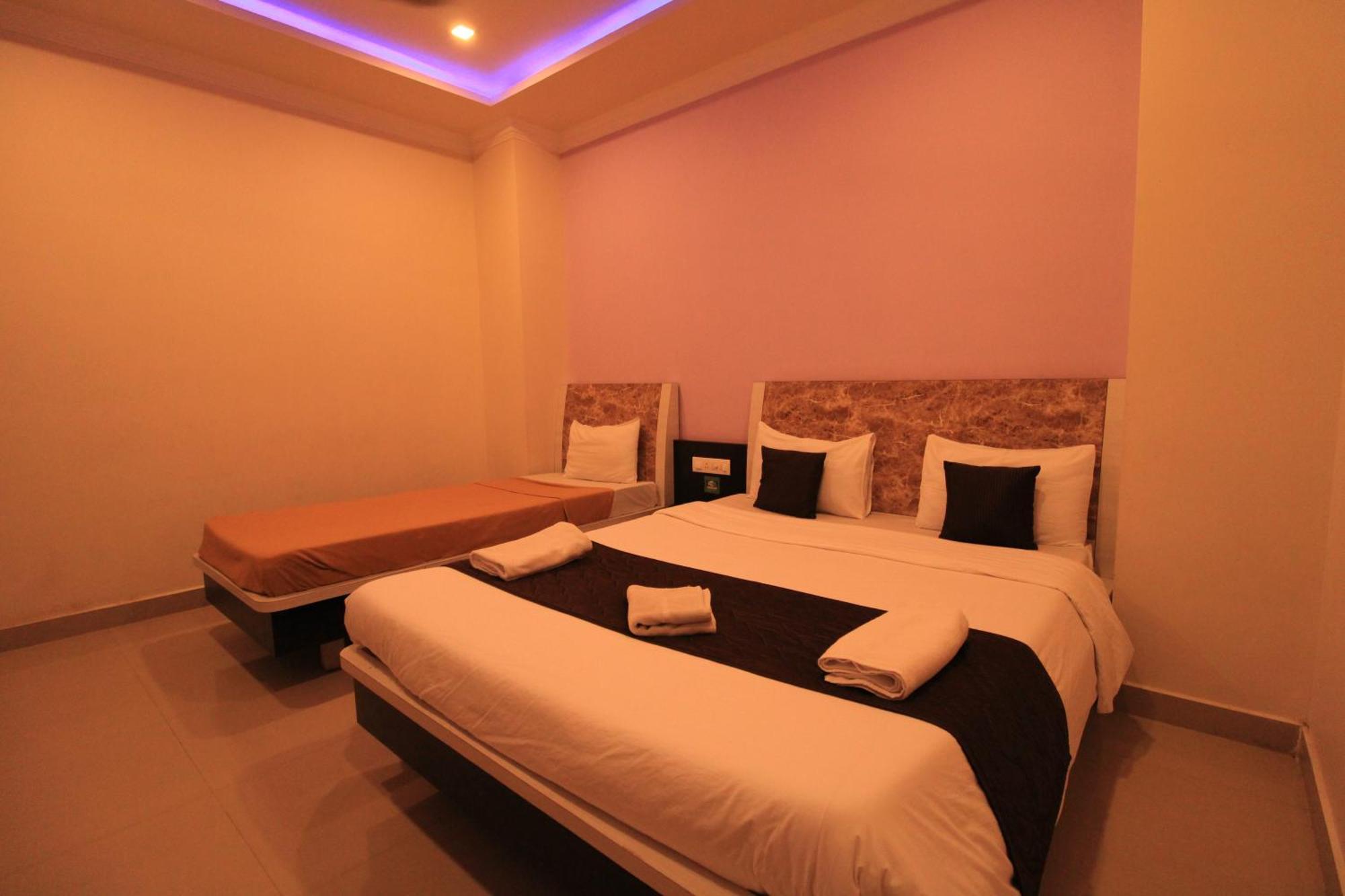 Bouvana Residency Puducherry Eksteriør billede