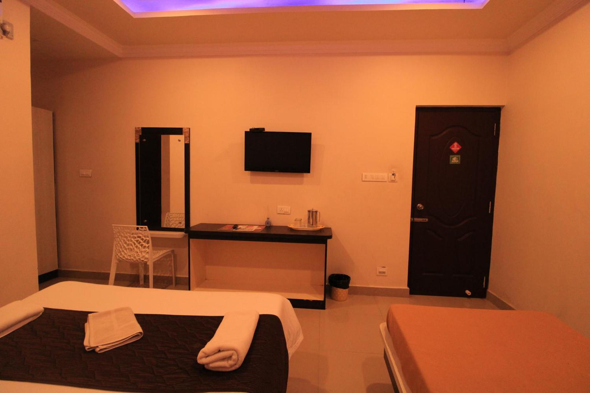 Bouvana Residency Puducherry Eksteriør billede